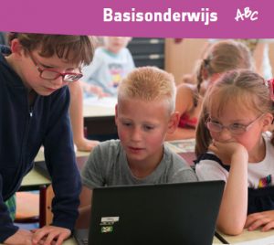 Lees meer over het artikel Kinderen Clausschool schonken 2 ambulances